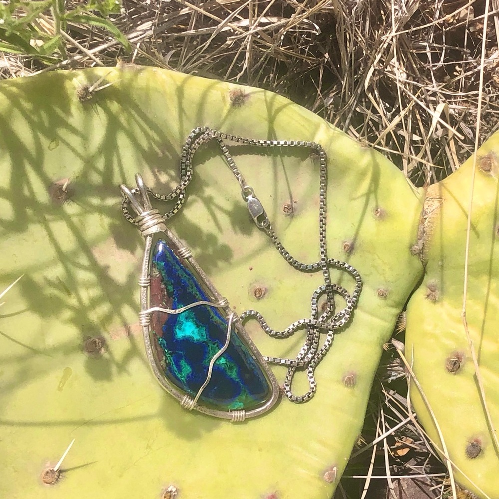 Handcrafted Silver Inlaid Chrysocolla Mineral Necklace - Picture 6 of 14
